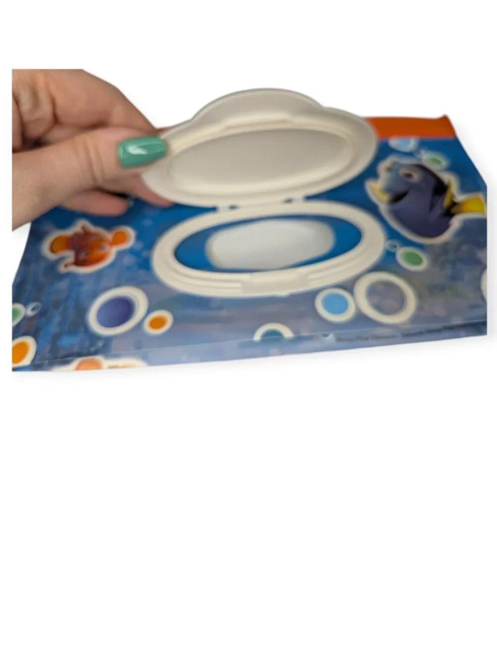 Huggies Disney Finding Dory Wet Wipe Clutch & Clean Reusable Pouchw/Travel Strap
